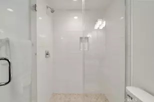 10832 W Riverton Ct, Toluca Lake, CA 91602 - Photo 24