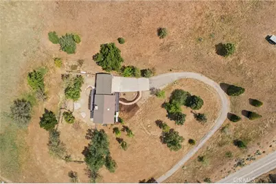 26201 Cumberland, Tehachapi, CA 93561 - Photo 34