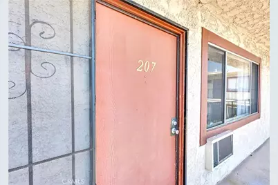 8800 Cedros Avenue #207, Panorama City, CA 91402 - Photo 14