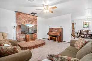 8556 W Ave E8, Lancaster, CA 93536 - Photo 10