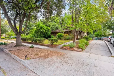 1180 N Catalina, Pasadena, CA 91104 - Photo 8