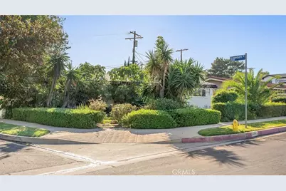 8341 Delco Avenue, Winnetka, CA 91306 - Photo 24