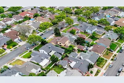 633 Groton Drive, Burbank, CA 91504 - Photo 42