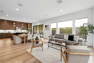 20657 Walnut Cir, Porter Ranch, CA 91326 - Photo 4