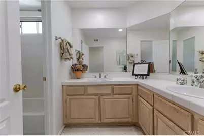 5009 Blackpool Avenue, Oak Park, CA 91377 - Photo 24