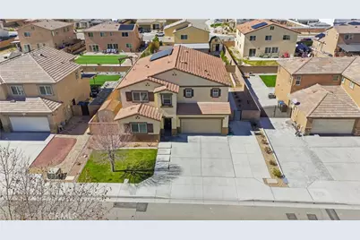 44137 37th, Lancaster, CA 93536 - Photo 2