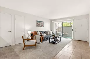 25011 Peachland Ave, Newhall, CA 91321 - Photo 8