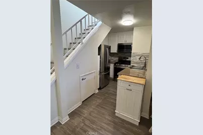 5540 Owensmouth #319, Woodland Hills, CA 91367 - Photo 10