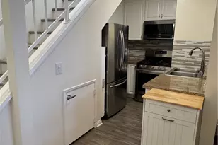 5540 Owensmouth, Woodland Hills, CA 91367 - Photo 10