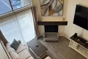 5540 Owensmouth, Woodland Hills, CA 91367 - Photo 4