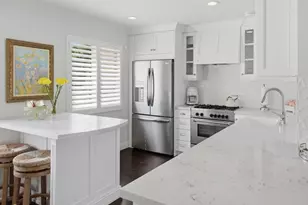 9735 Via Roma, Burbank, CA 91504 - Photo 10