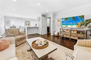 9735 Via Roma, Burbank, CA 91504 - Photo 6