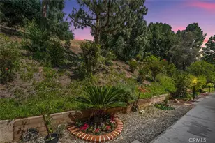 9735 Via Roma, Burbank, CA 91504 - Photo 4