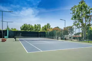 9735 Via Roma, Burbank, CA 91504 - Photo 30