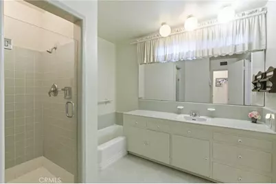 5430 Corbin Avenue, Tarzana, CA 91356 - Photo 22