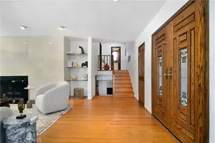 22548 Waterbury St, Woodland Hills, CA 91364 - Photo 18