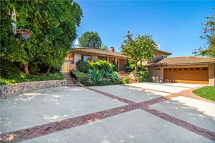 22548 Waterbury St, Woodland Hills, CA 91364 - Photo 2