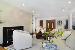 22548 Waterbury St, Woodland Hills, CA 91364 - Photo 8