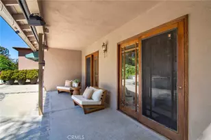 22548 Waterbury St, Woodland Hills, CA 91364 - Photo 34