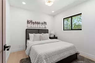 23925 Crosson Dr, Woodland Hills, CA 91367 - Photo 50