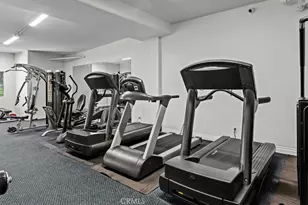 6752 Hillpark, Los Angeles, CA 90068 - Photo 18