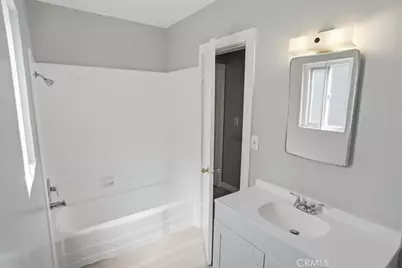 24047 Arch, Newhall, CA 91321 - Photo 10