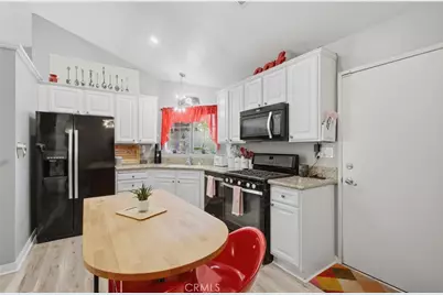 8462 E Amberwood, Anaheim, CA 92808 - Photo 8