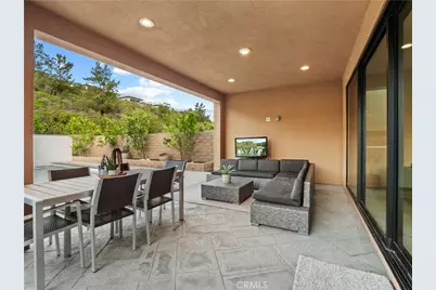 19149 Lauren Lane, Saugus, CA 91350 - Photo 28