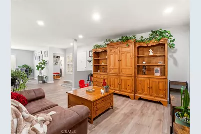 27919 Bridlewood, Castaic, CA 91384 - Photo 6
