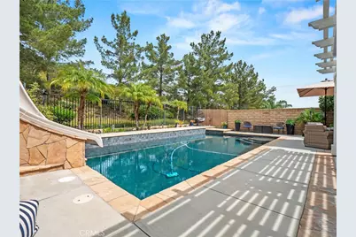 27919 Bridlewood, Castaic, CA 91384 - Photo 2