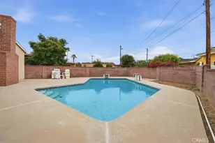 9610 Natick, North Hills, CA 91343 - Photo 32