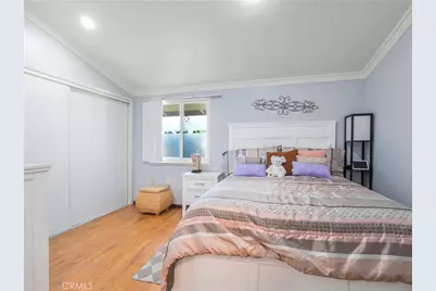 26835 Avenue Of The Oaks #B, Newhall, CA 91321 - Photo 16