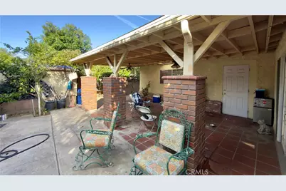 1011 Shadow, San Fernando, CA 91340 - Photo 32