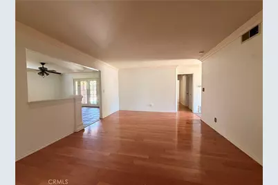 1011 Shadow, San Fernando, CA 91340 - Photo 10