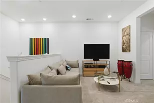 22864 Acoustic, Saugus, CA 91350 - Photo 16
