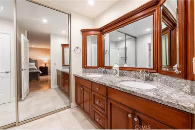 5477 Nestle Avenue #26, Tarzana, CA 91356 - Photo 12