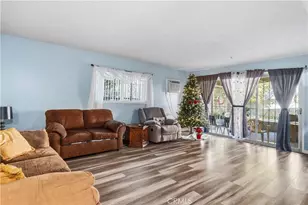 11474 Gladstone, Sylmar, CA 91342 - Photo 2