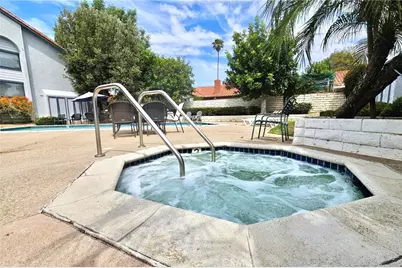 20607 Roscoe Blvd #C, Winnetka, CA 91306 - Photo 32