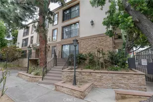 15344 Weddington St, Sherman Oaks, CA 91411 - Photo 8
