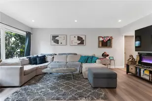 15344 Weddington St, Sherman Oaks, CA 91411 - Photo 10
