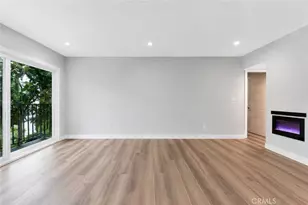 15344 Weddington St, Sherman Oaks, CA 91411 - Photo 8