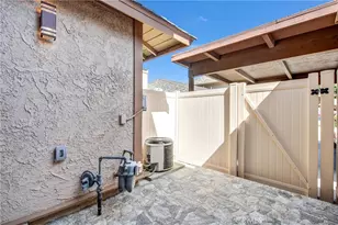 28835 Conejo View Dr, Agoura Hills, CA 91301 - Photo 28