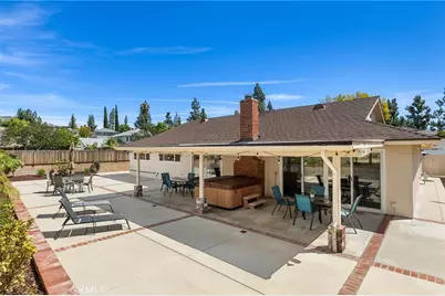 10983 Topeka Drive, Northridge, CA 91326 - Photo 28