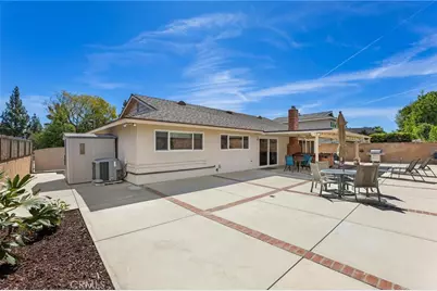 10983 Topeka Drive, Northridge, CA 91326 - Photo 34