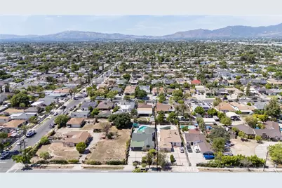 12849 Montague, Pacoima, CA 91331 - Photo 32