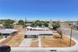 15600 M, Mojave, CA 93501 - Photo 2