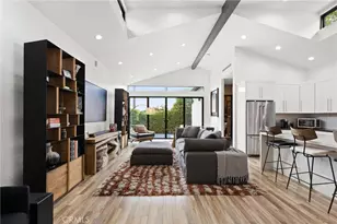 17929 Martha St, Encino, CA 91316 - Photo 4