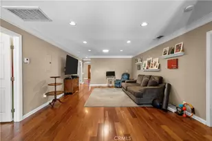 10053 Stonehurst, Los Angeles, CA 91352 - Photo 24