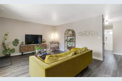 5232 Corteen Pl #17, Valley Village, CA 91607 - Photo 8