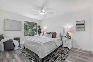 21500 Burbank, Woodland Hills, CA 91367 - Photo 4